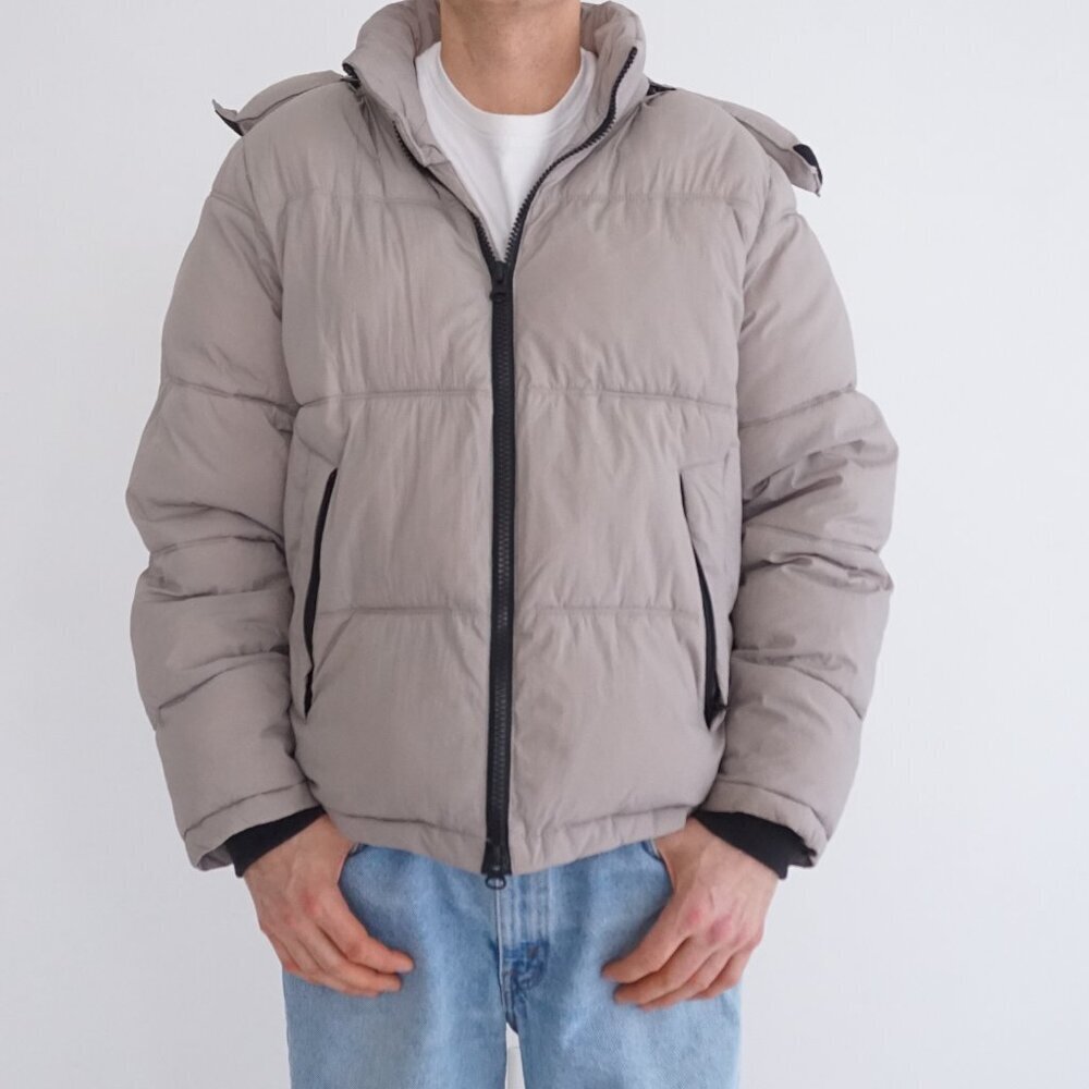 VRY Taupe Hooded Puffer Jacket Cropped Zip Front Minimal Outerwear M  Soft taupe